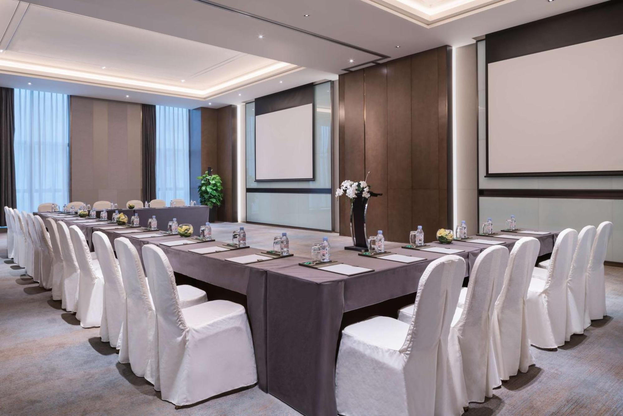 Doubletree By Hilton Hotel Shiyan Shiyan (Hubei) Exterior foto